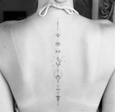 tatouage colone vertebrale homme|Tatouage sur la colonne vertébrale : tout ce que vous。